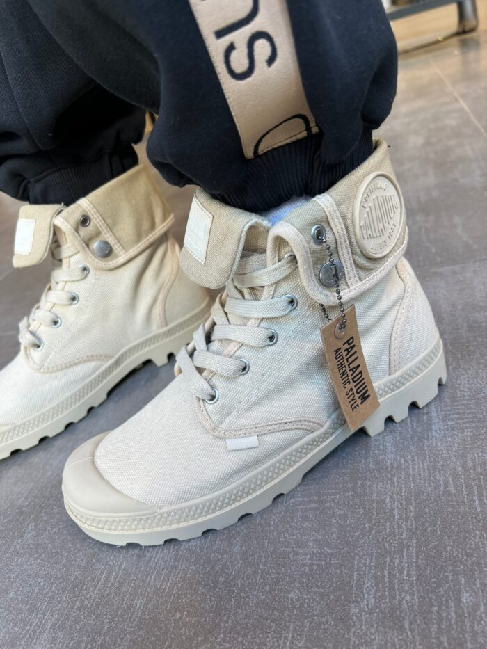 נעלי נשים PALLADIUM