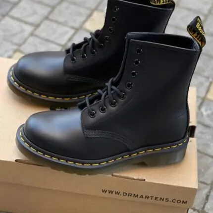 נשים Dr.Martens 1460